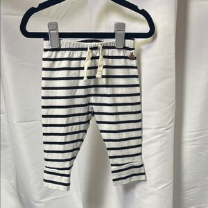GAP baby Blue and off White Casual Bottoms Striped elastic waist size 6-12 m